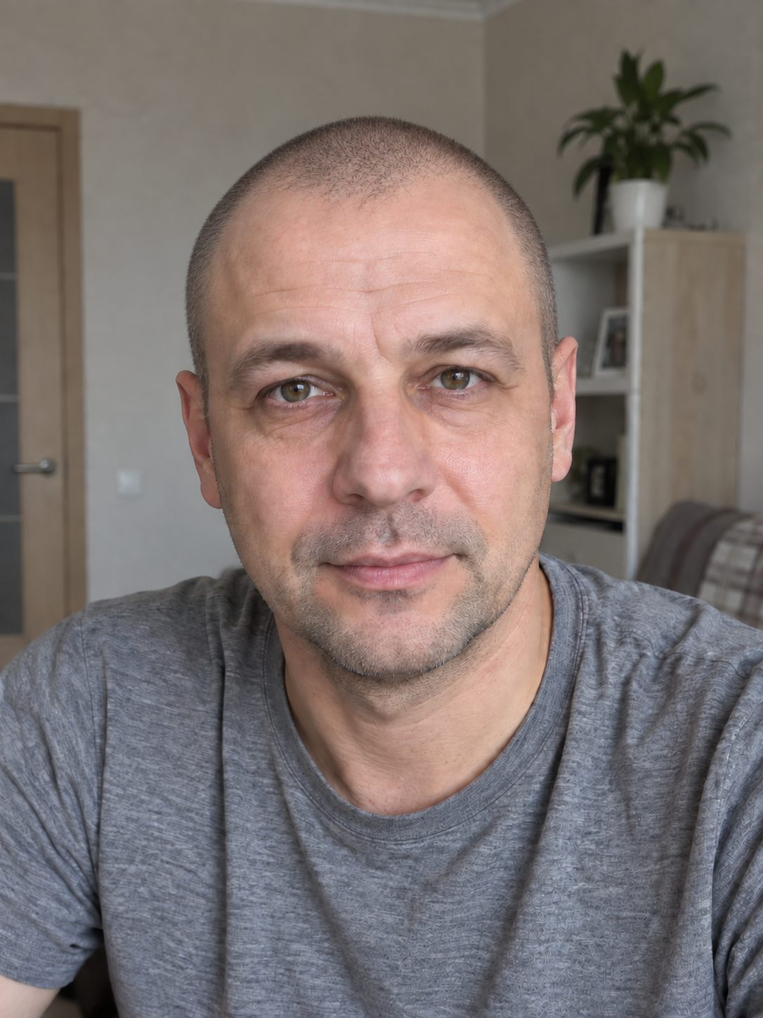 Шаг 3 — 1 мм, видна только тень от волос